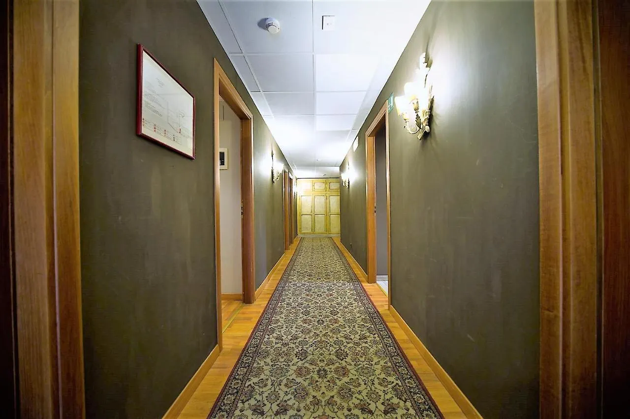 Hotel Aaron Mestre