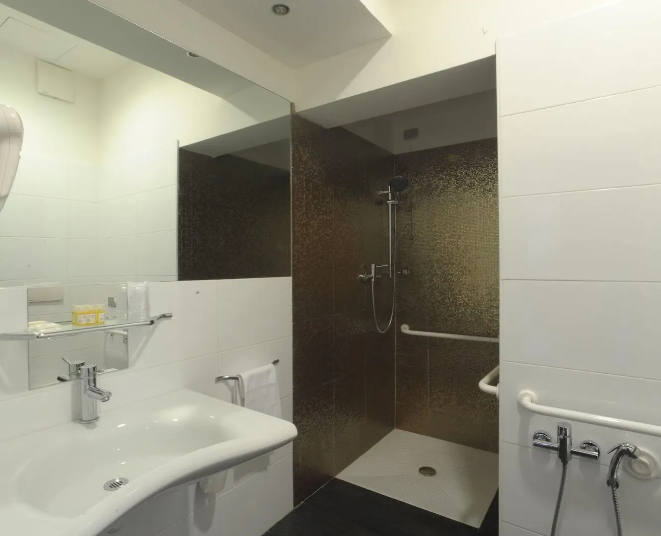 Hotel Aaron Mestre 3*,  Italia
