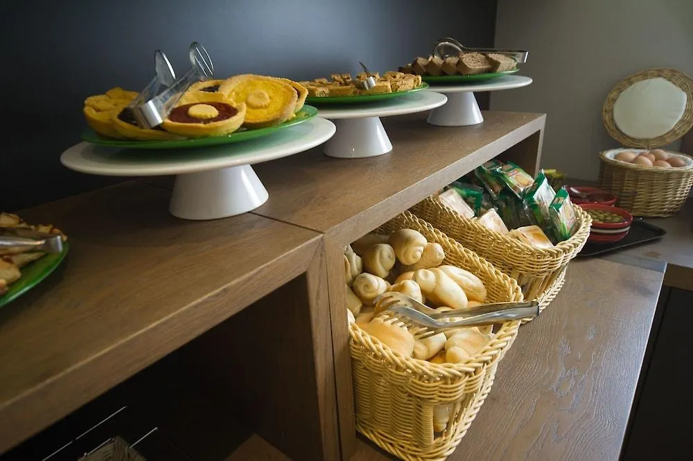 Hotel Aaron Mestre
