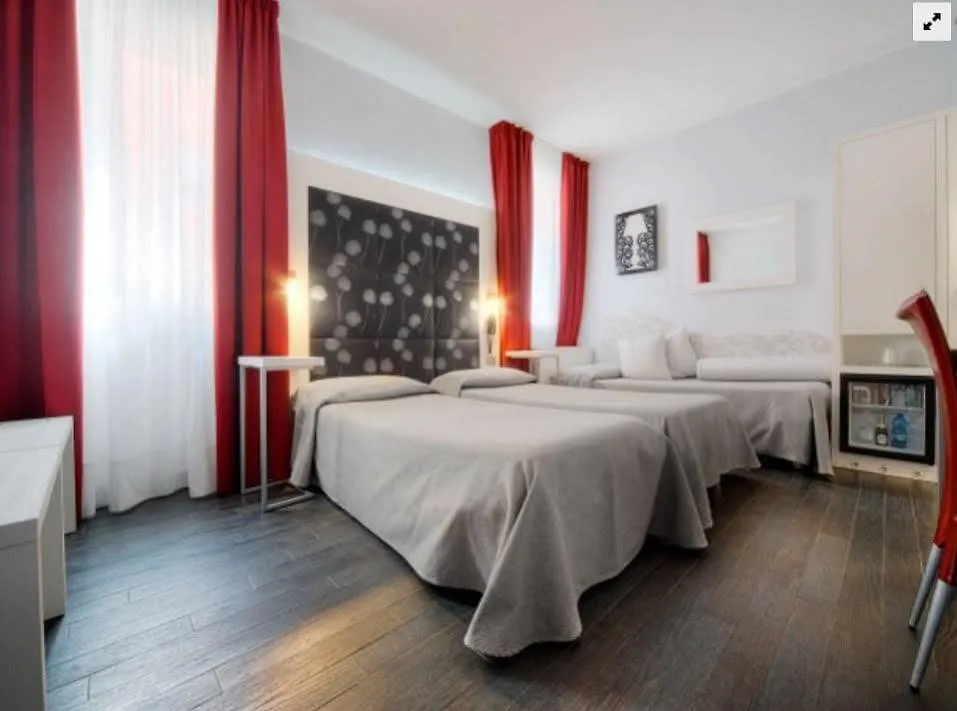 ***  Hotel Aaron Mestre Italia