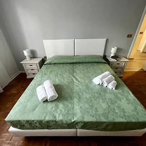  Apartment Interno1
