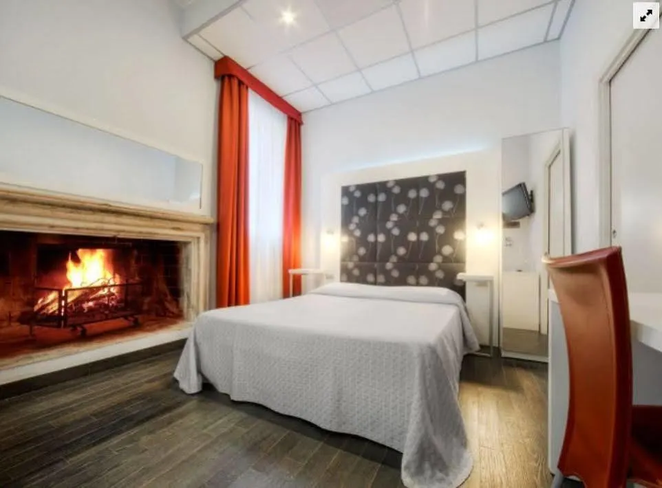Hotel Aaron Mestre