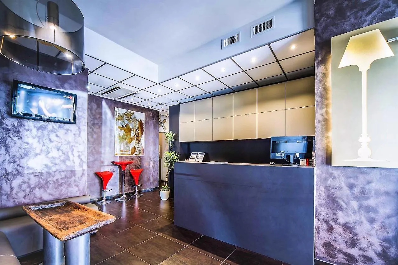 Hotel Aaron Местре 3*,